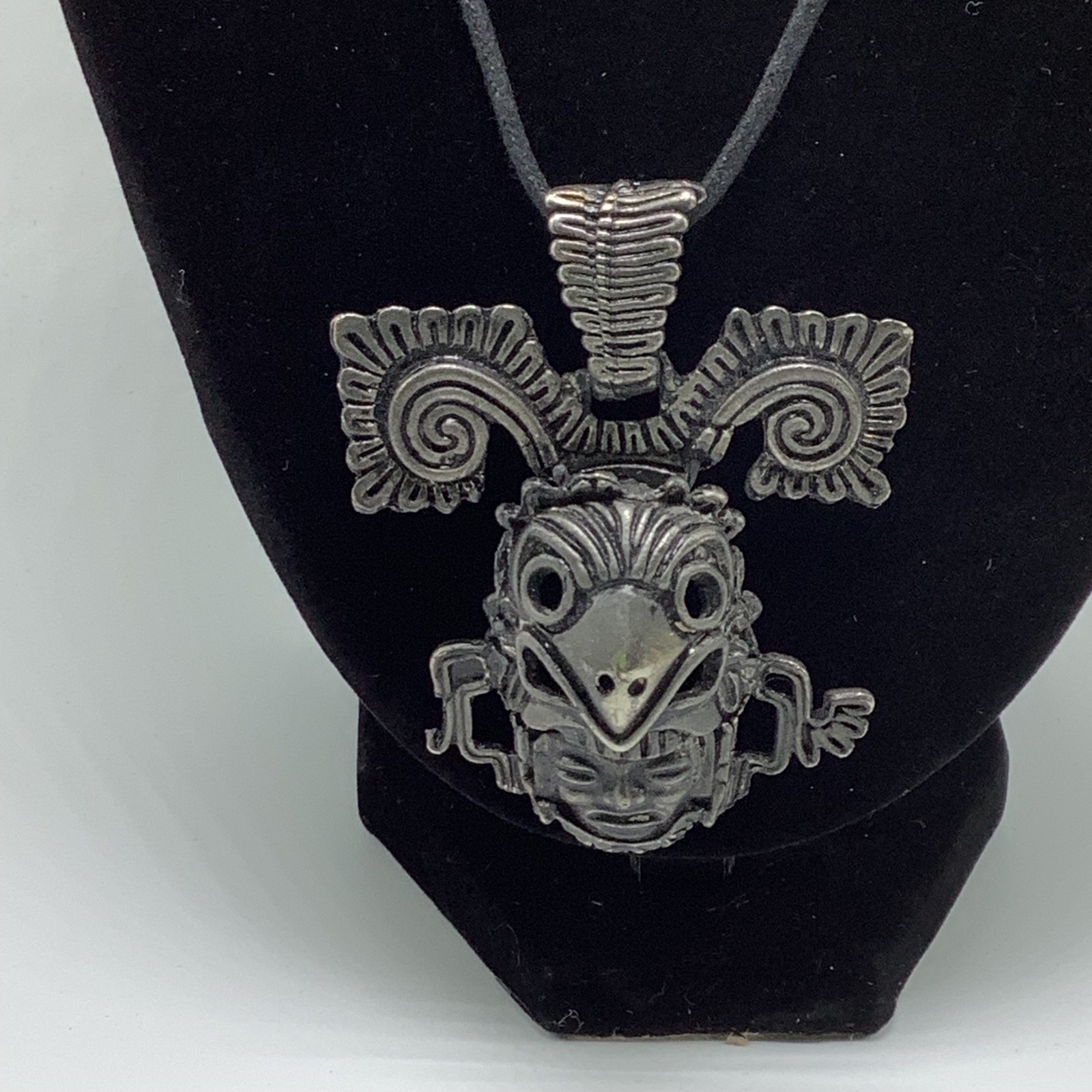 Vintage Silver Tone Aztec Mayan Tribal Swinging Mask Pendant Necklace Mesoameric